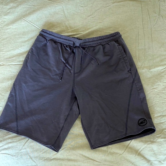 O’Neill Sweatshorts - Picture 1 of 4